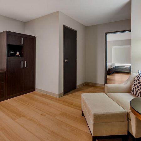 The Marco Hotel Lake Charles Ngoại thất bức ảnh